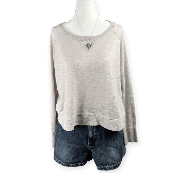 Victorias Secret Sweater Womens M Cream Gray Lace Raglan Pullover Casual Knit - Picture 1 of 11